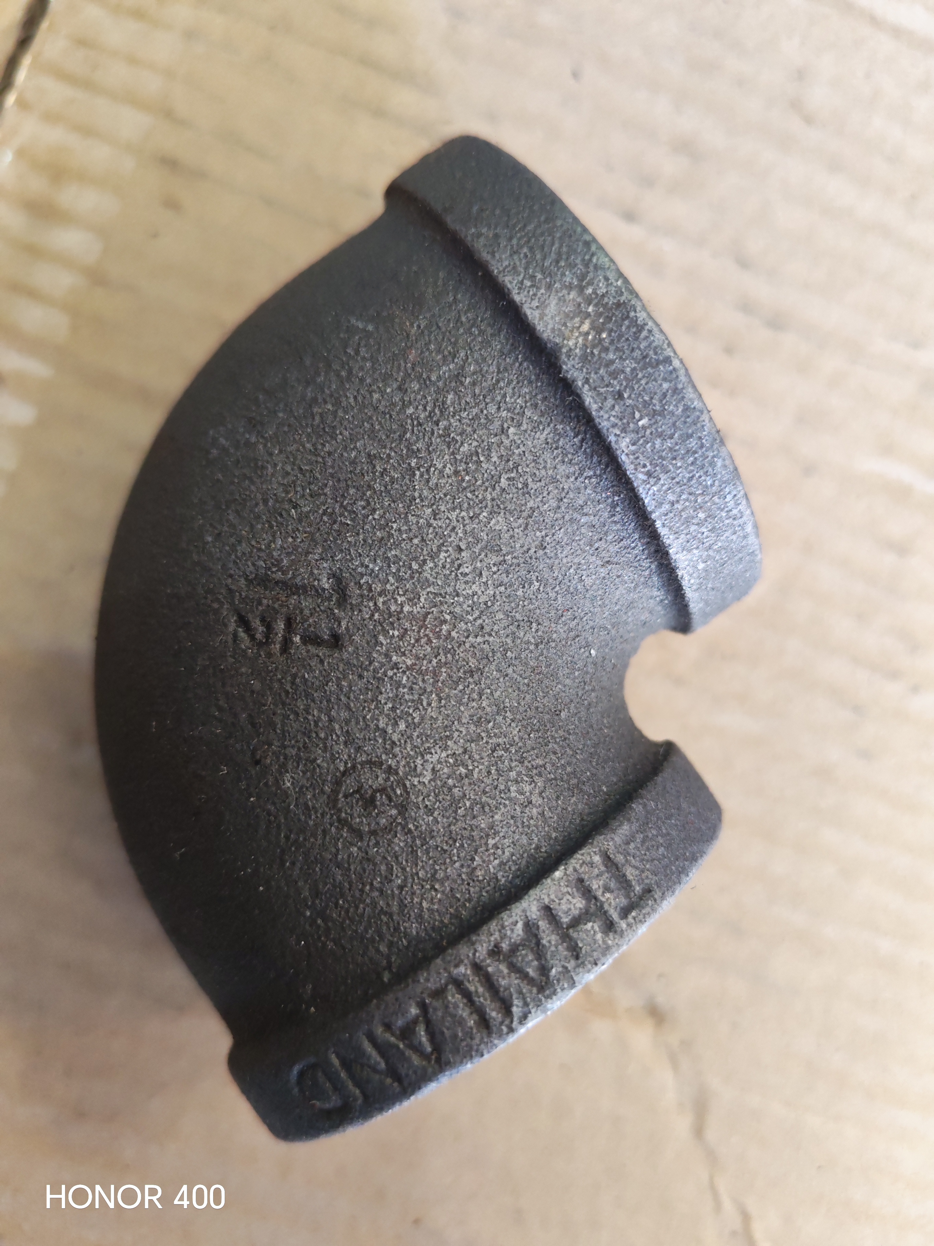 ELBOW THREADED BLACK 90 1 1/2 '