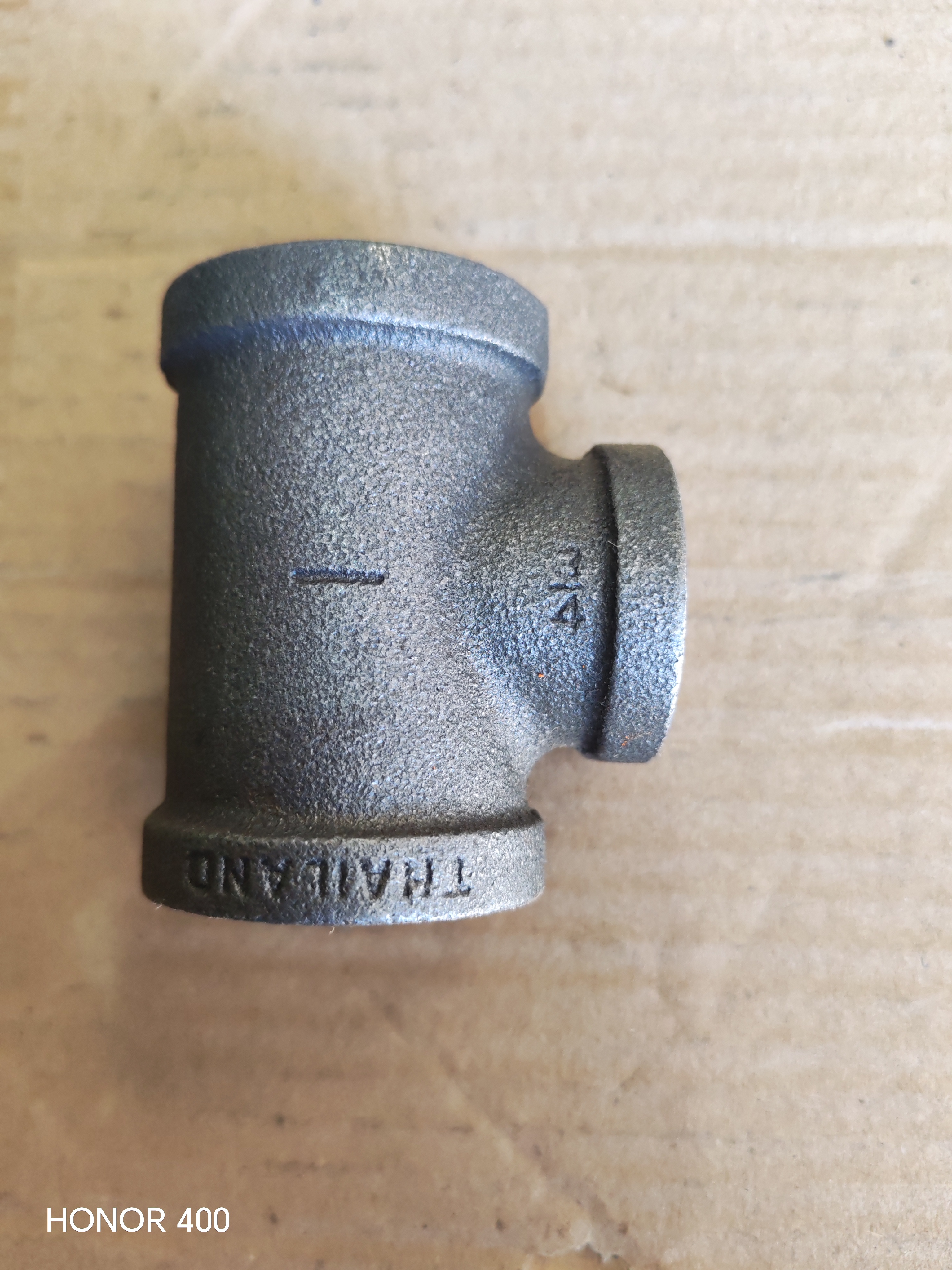 TEE THREADED BLACK  1 '-3/4 '-1 '