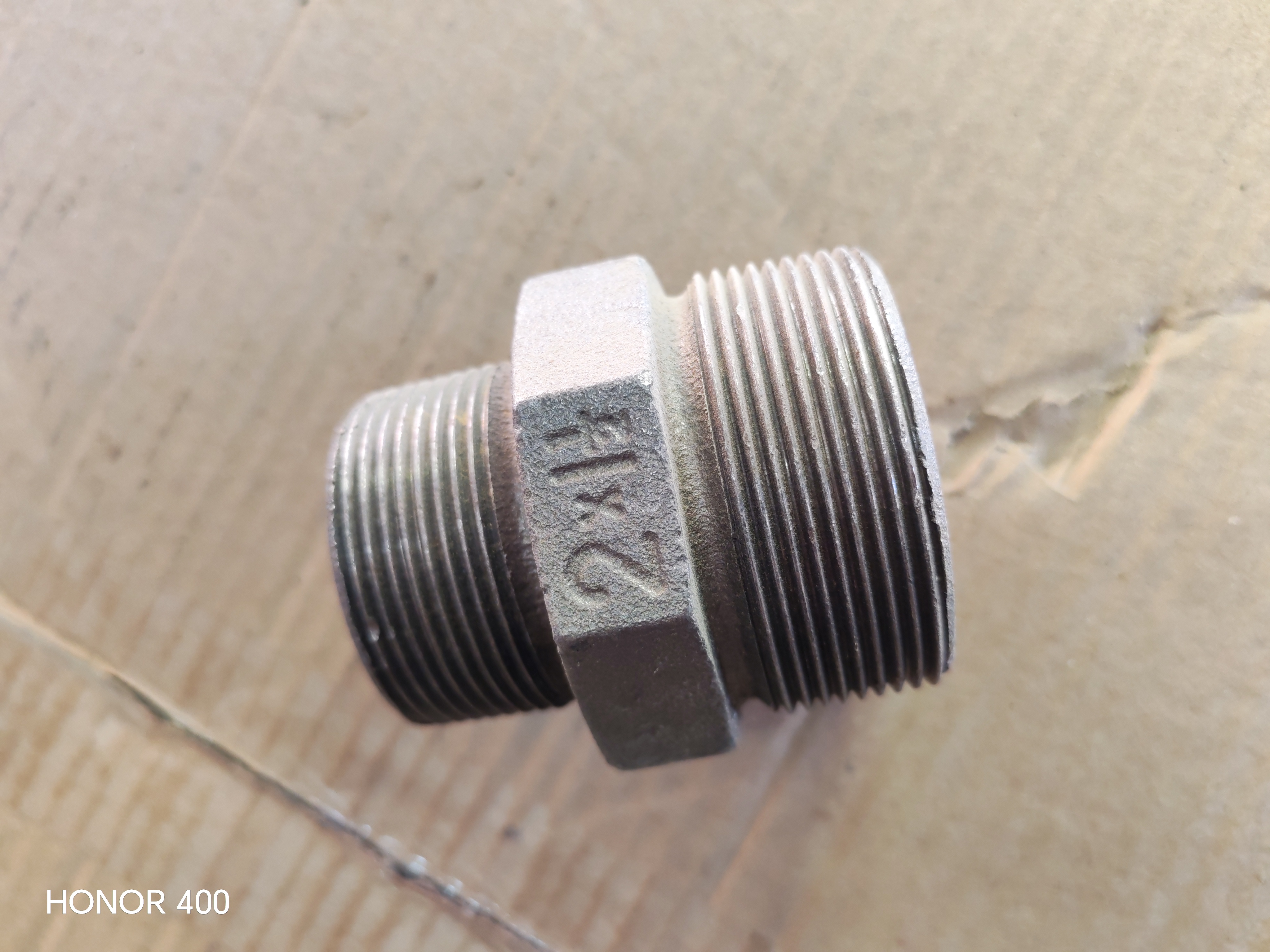 NIPPEL REDUCER THREADED BLACK 2'' X 1 1/2''