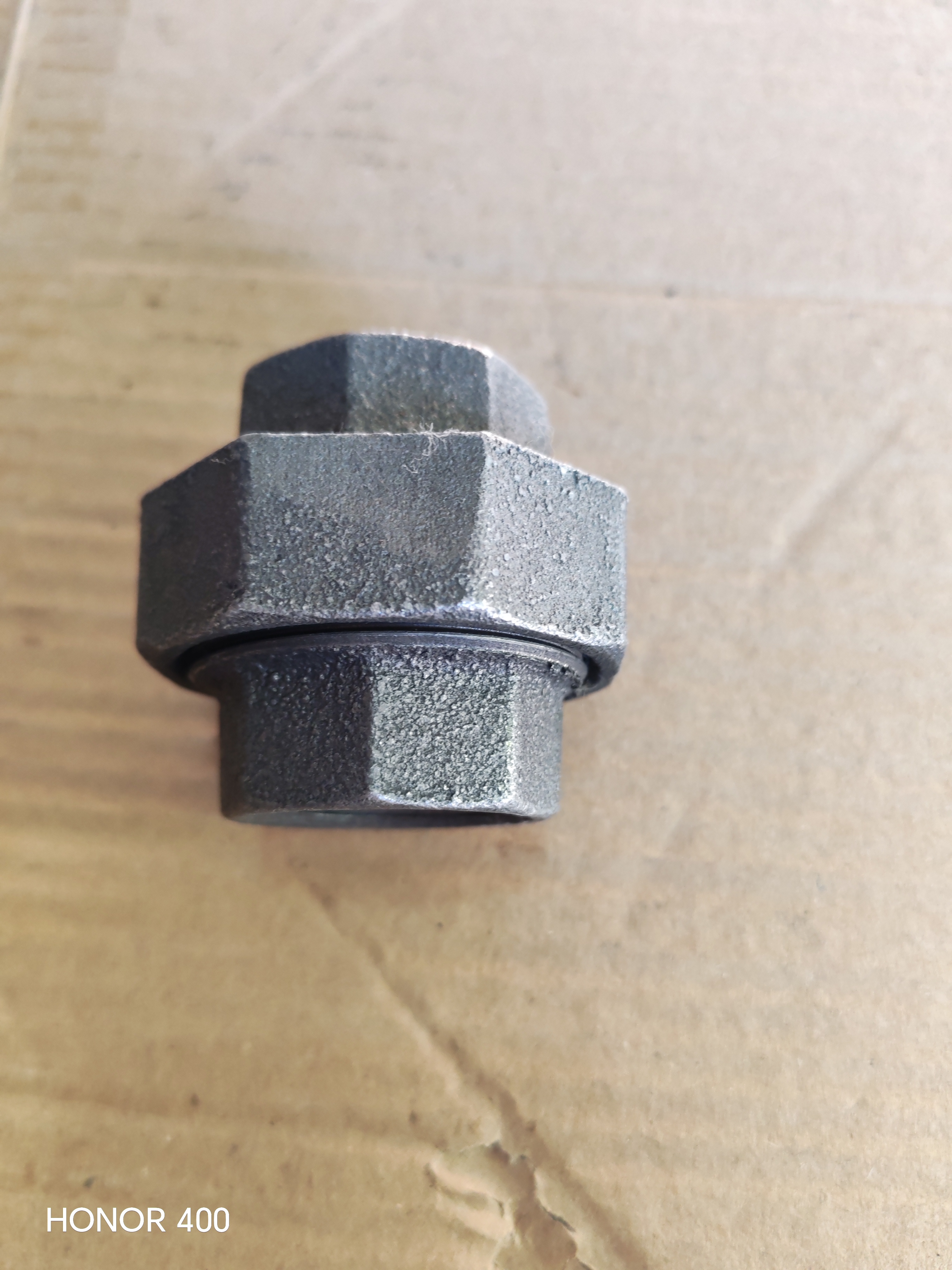 UNION THREADED BLACK 1 '