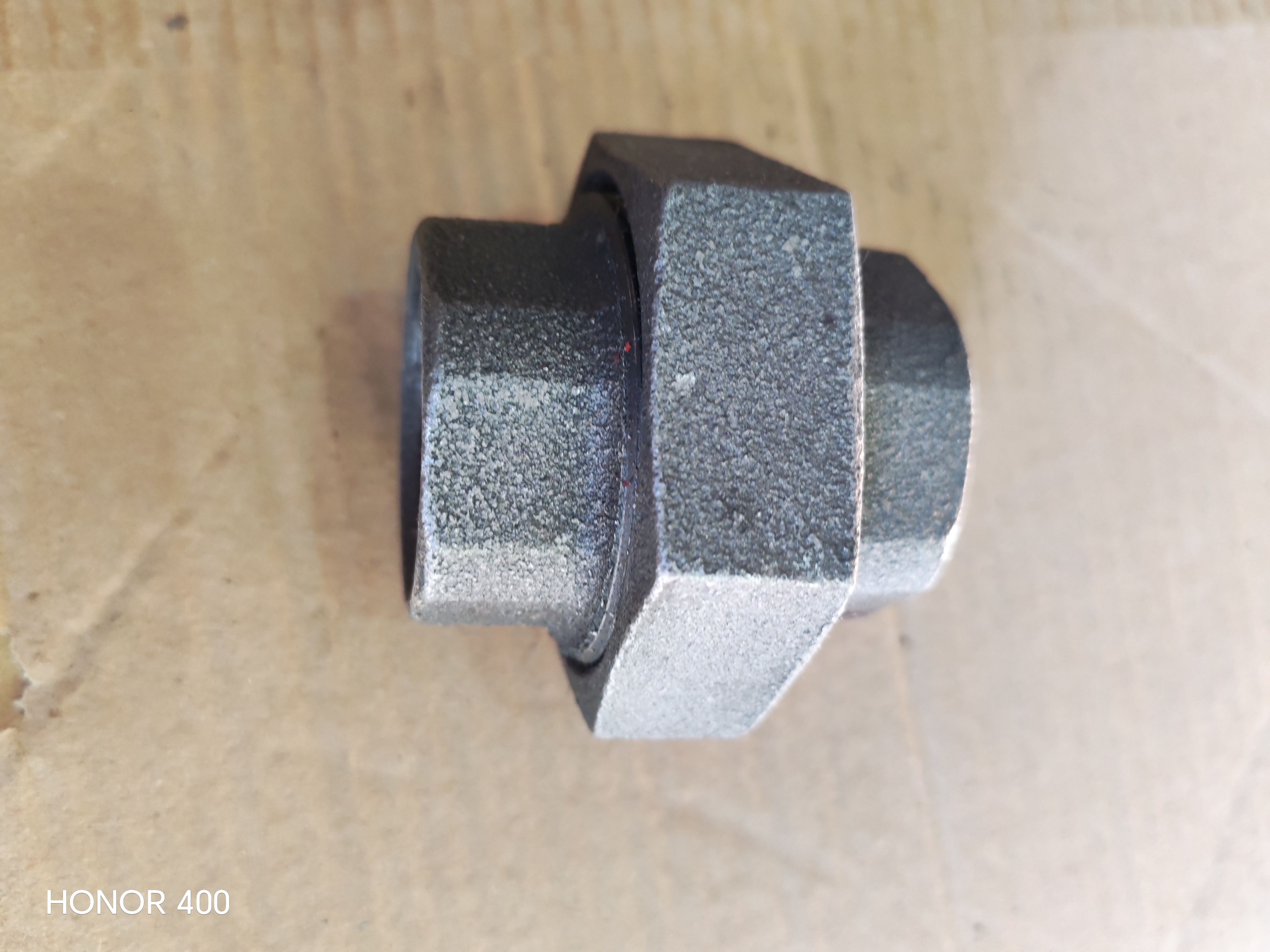 UNION THREADED BLACK 1 1/4 '