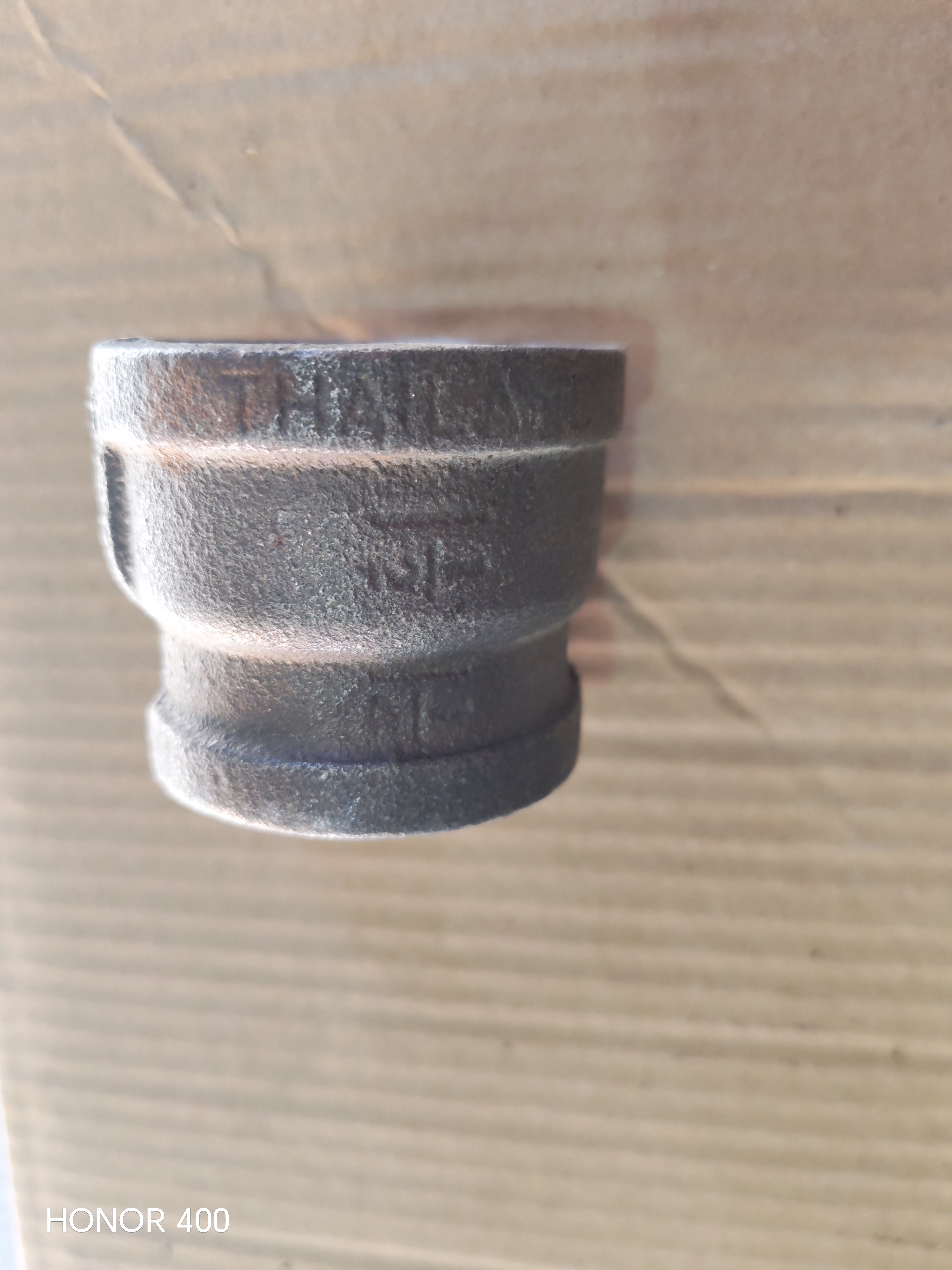 REDUCER THREADED BLACK 1 1/2 ' x 1 1/4 '
