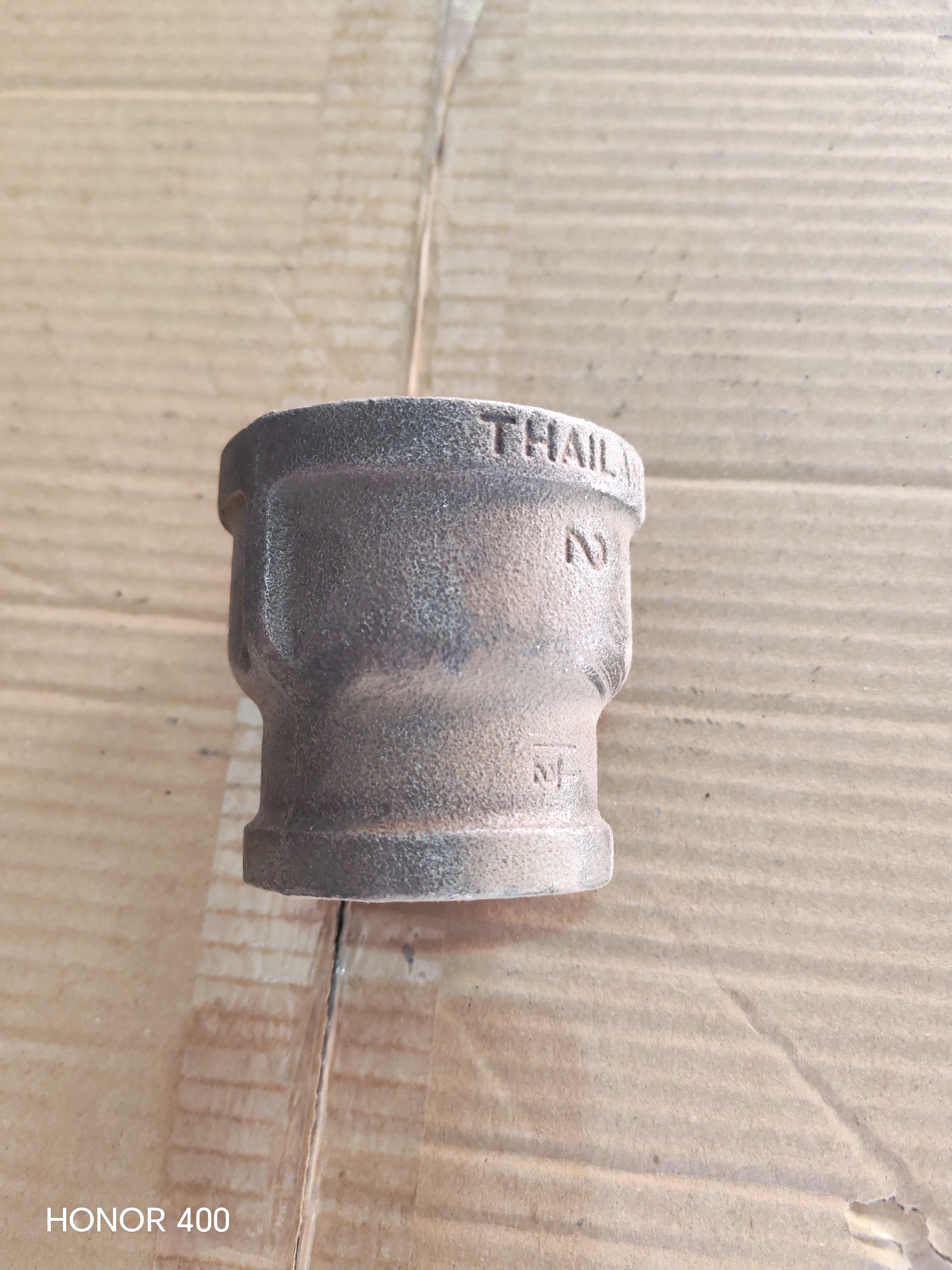 REDUCER THREADED BLACK 2 ' x 1 1/2 '