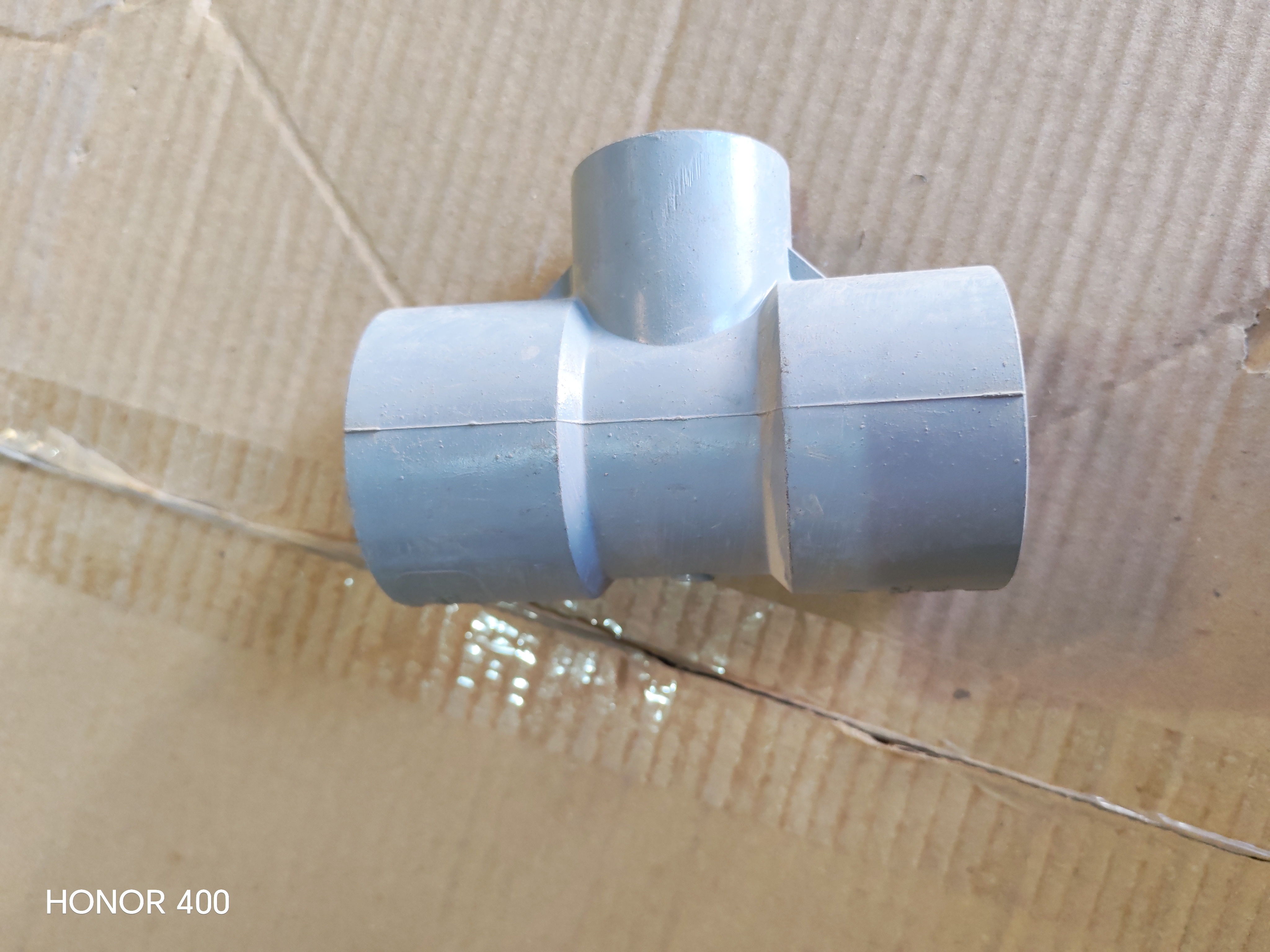 CPVC REDUCING TEE 1 1/2" X 1"