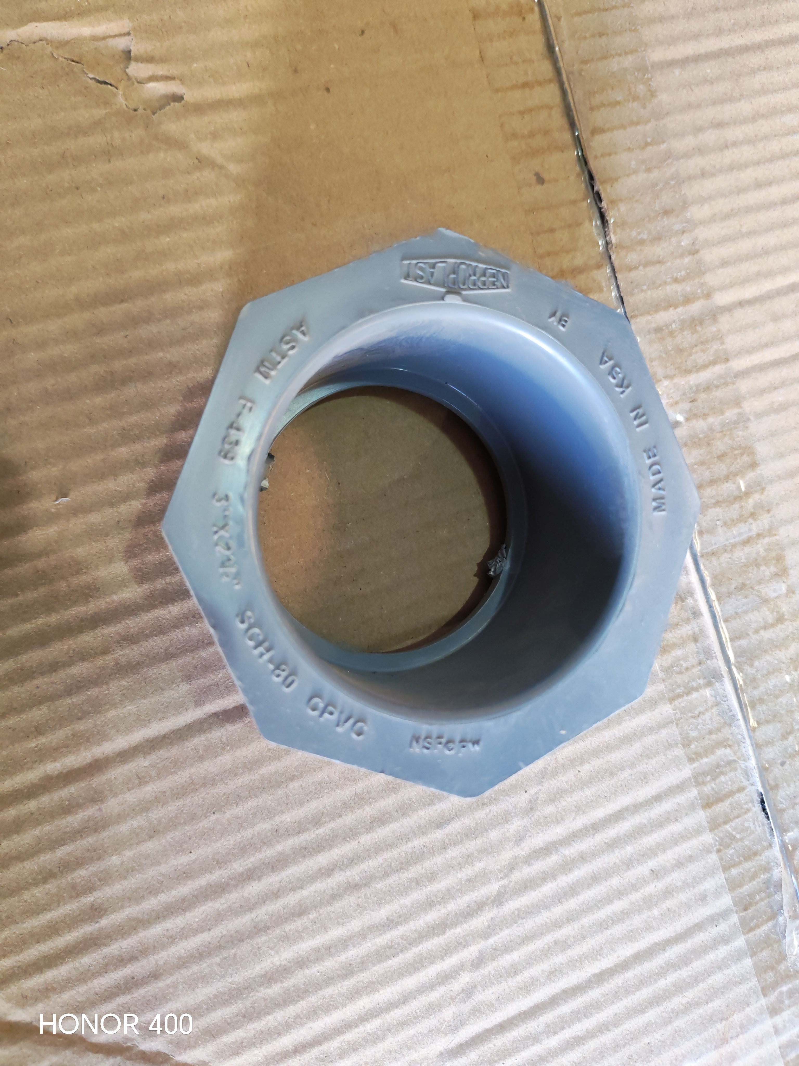 REDUCER CPVC 3"X21/2"