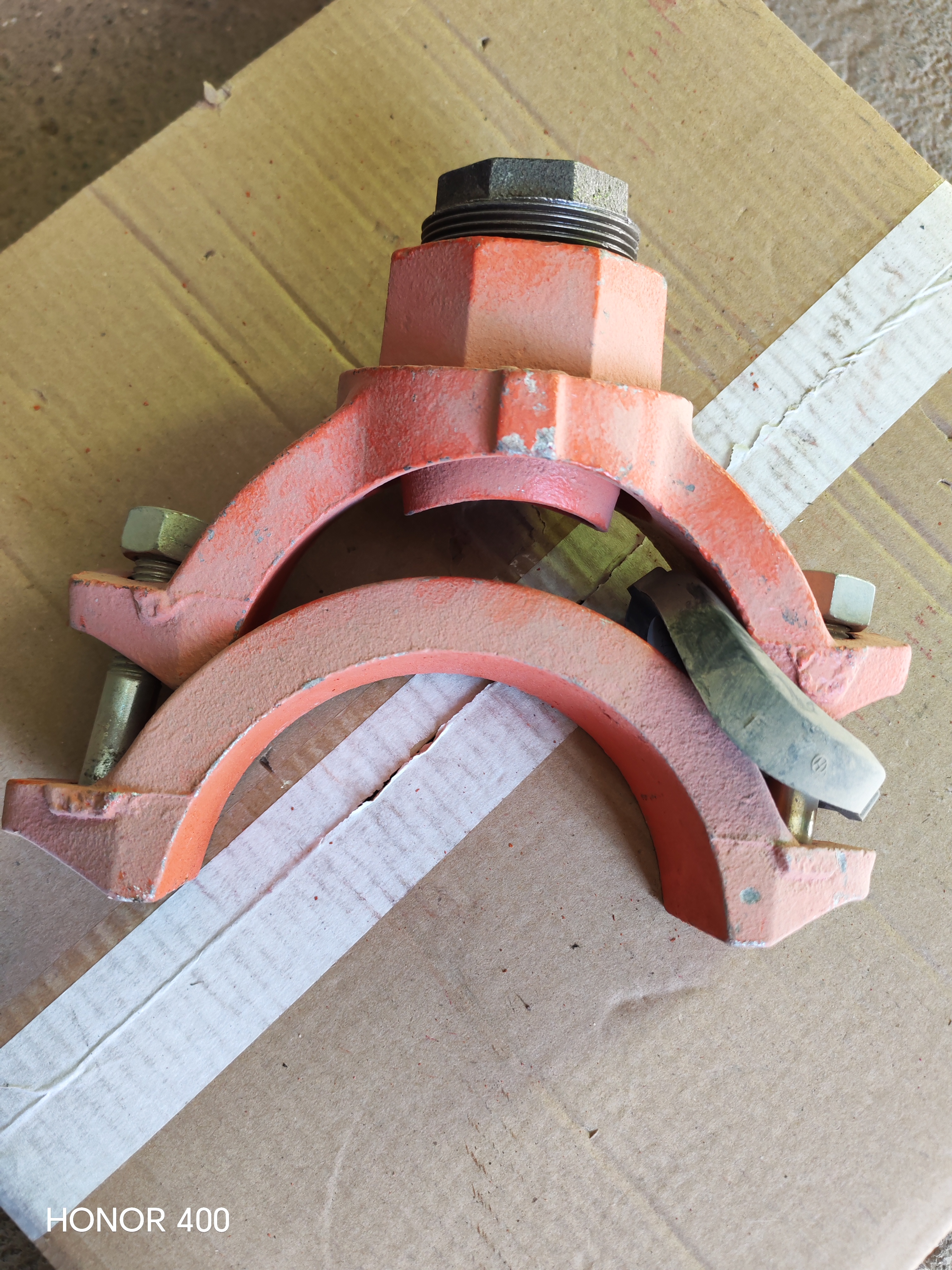 MECHANICAL TEE GROOVED 5'X1' (140X34MM)