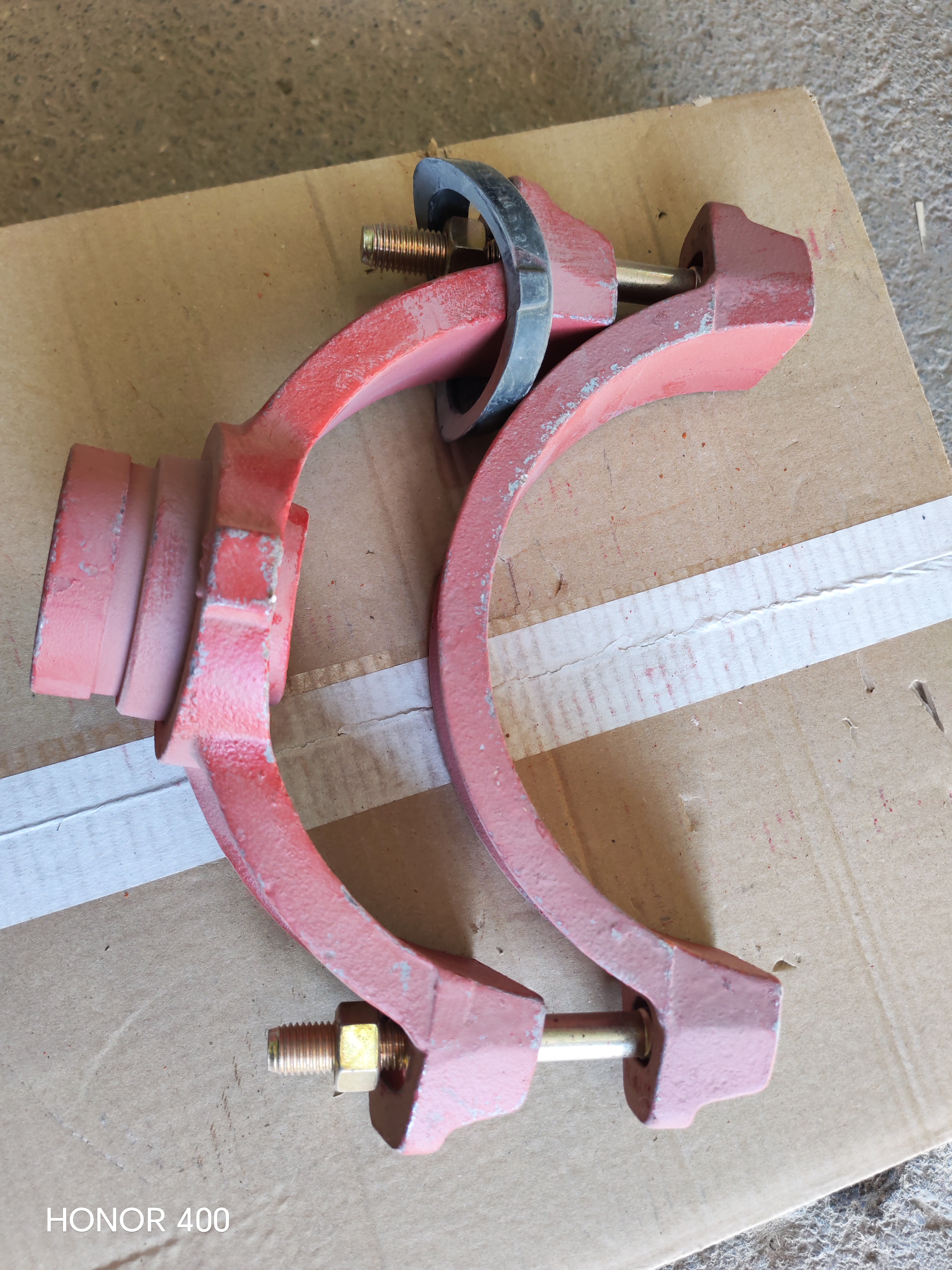 MECHANICAL TEE GROOVED 8'X2 1/2' (219X73MM)