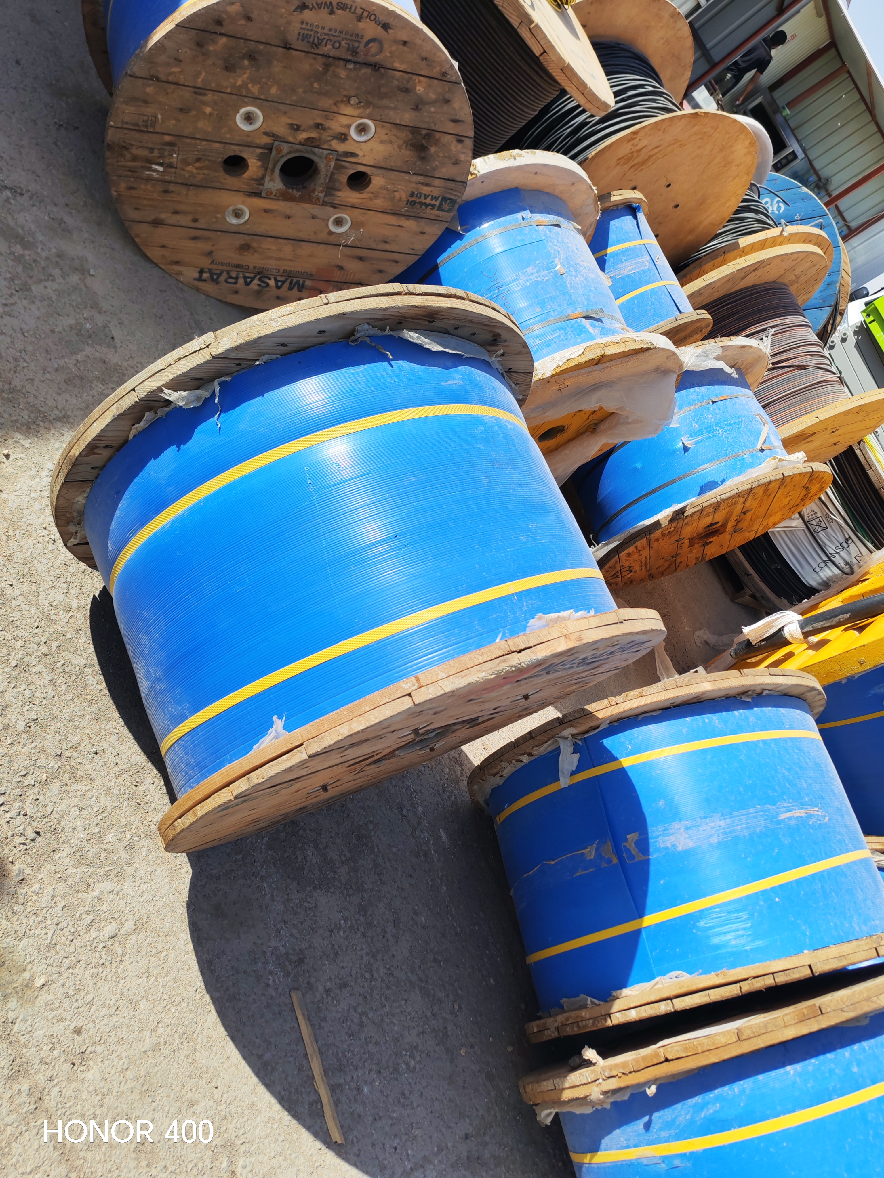 3x2.5mm² CU/XLPE/LSHF 1 kV Black Sheated (Wire Color:Brown,Blue,Y/G)