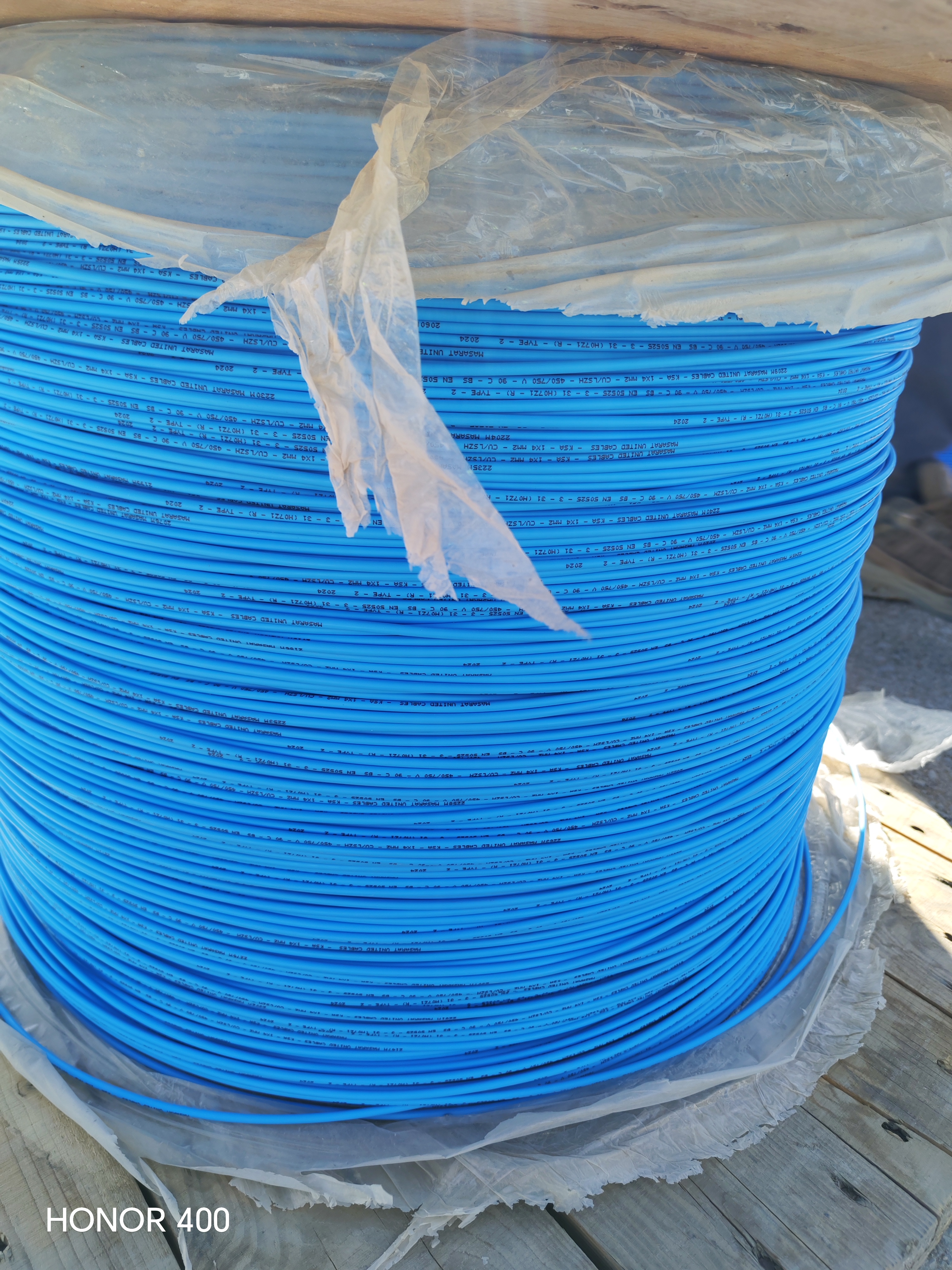 1x4mm2 CU-XLHF 450/750V BLUE