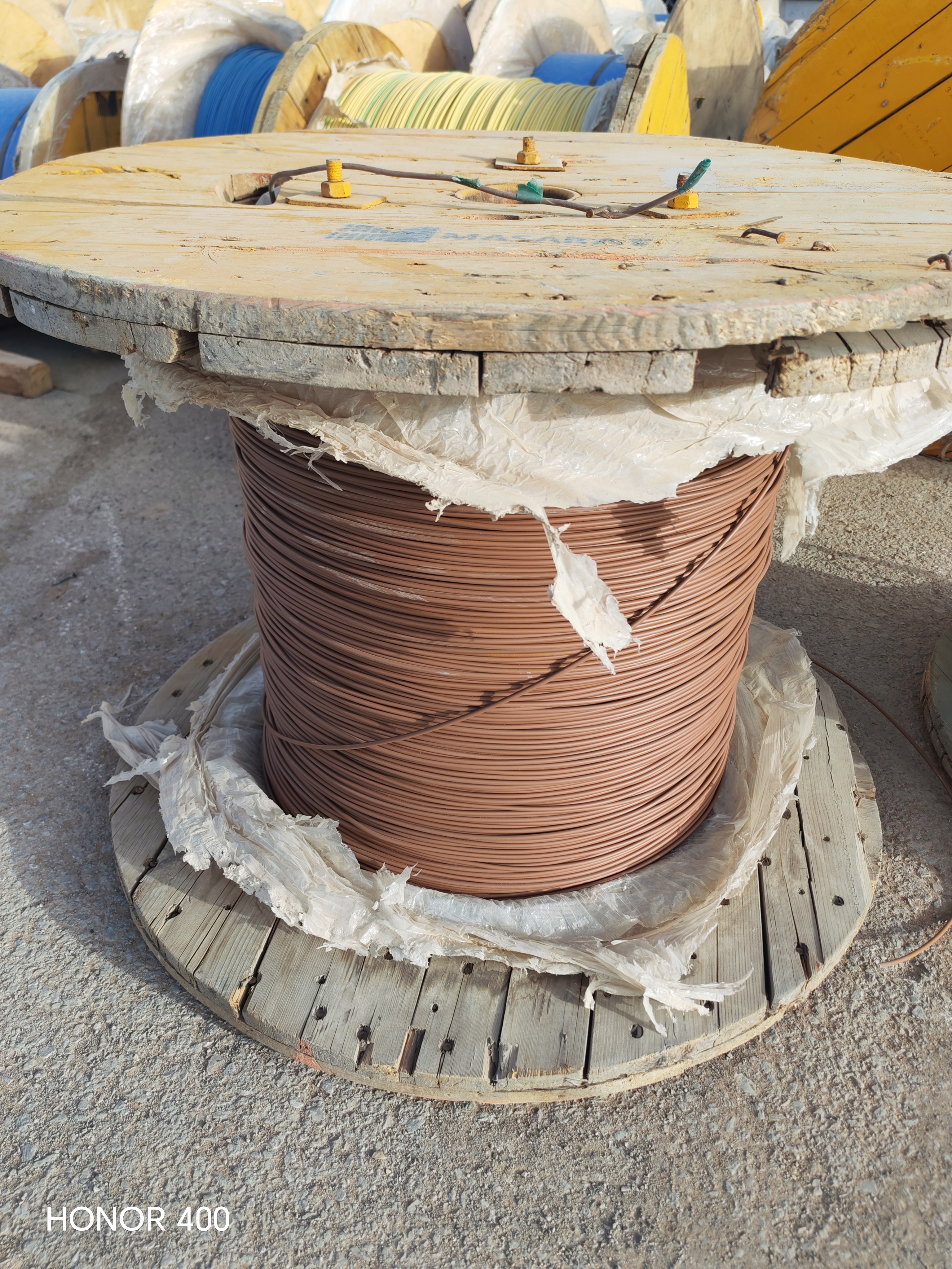 1x6mm2 CU-XLHF 450/750V BROWN