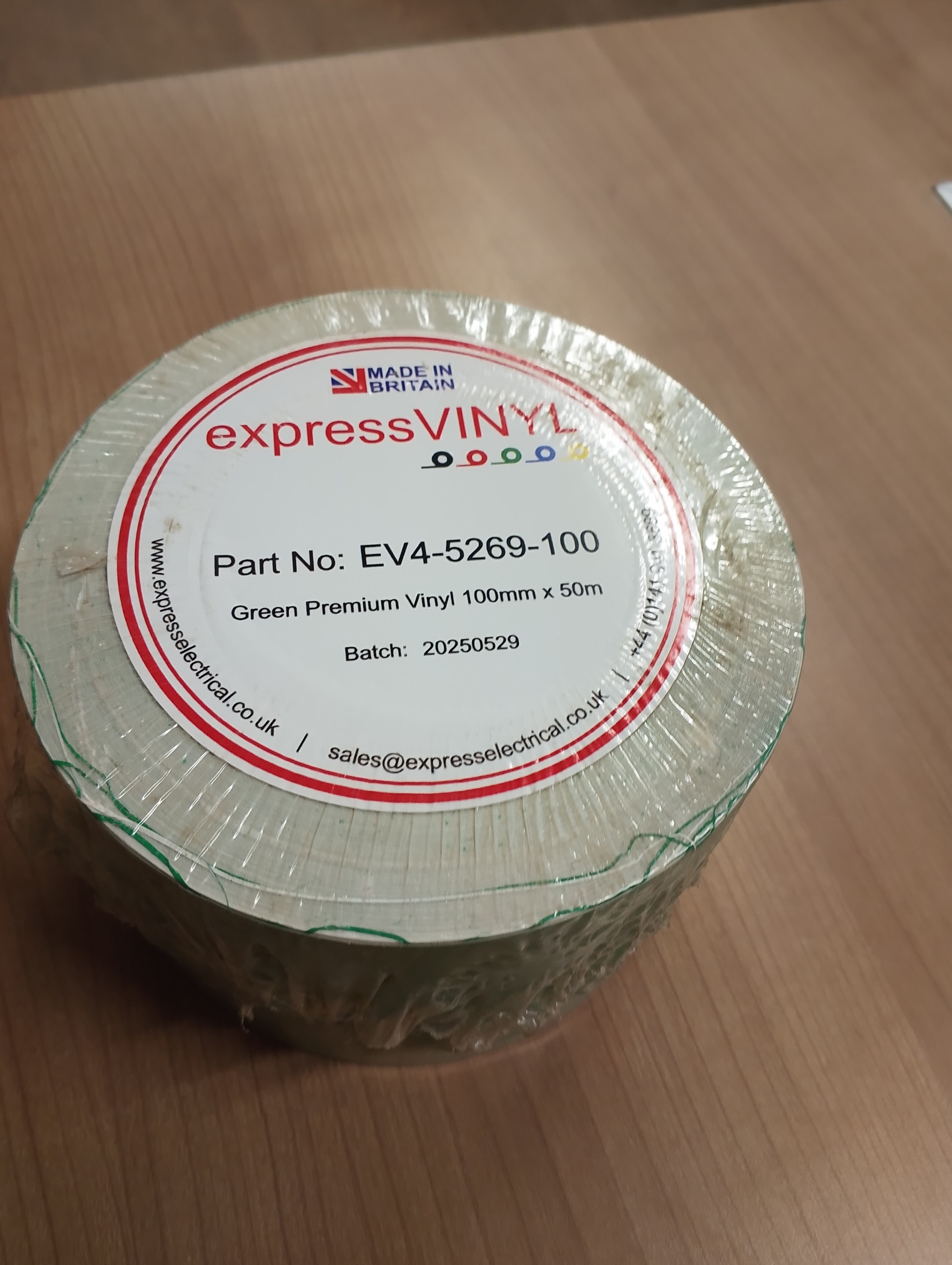 Self Adhesive Vinyl Label  4"W GREEN (50MT/R)