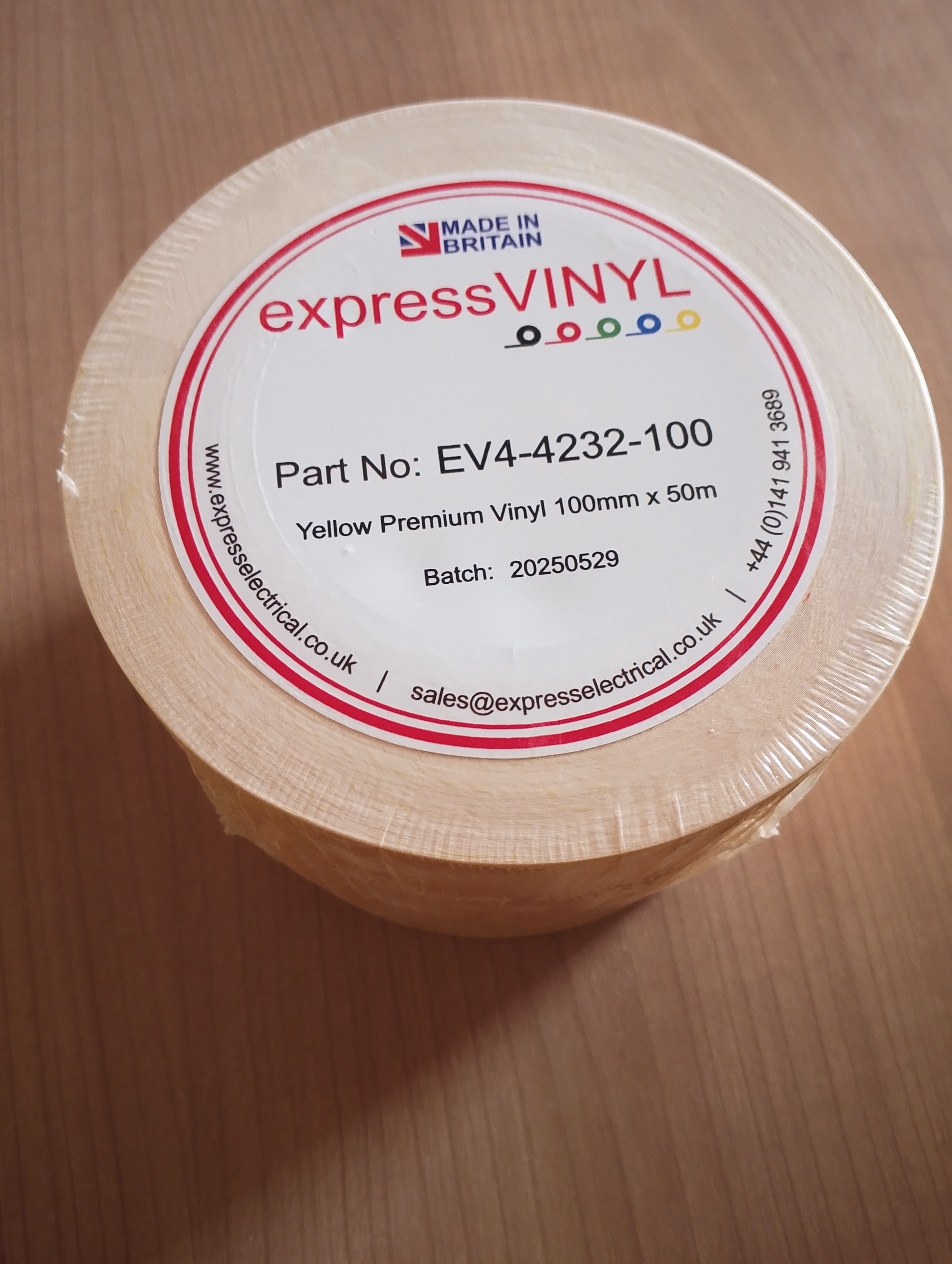 Self Adhesive Vinyl Label  4"W YELLOW (50MT/R)